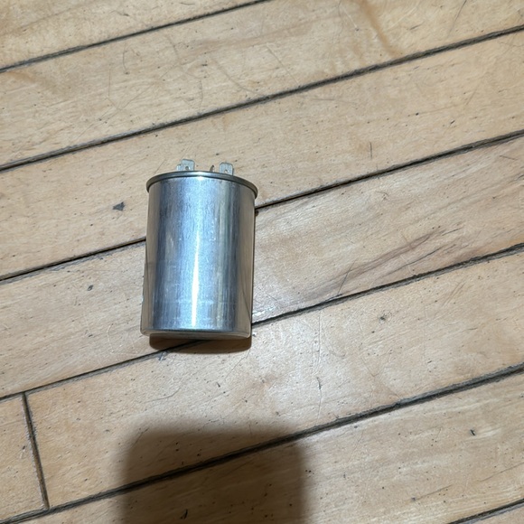 Capacitor - Picture 2 of 5